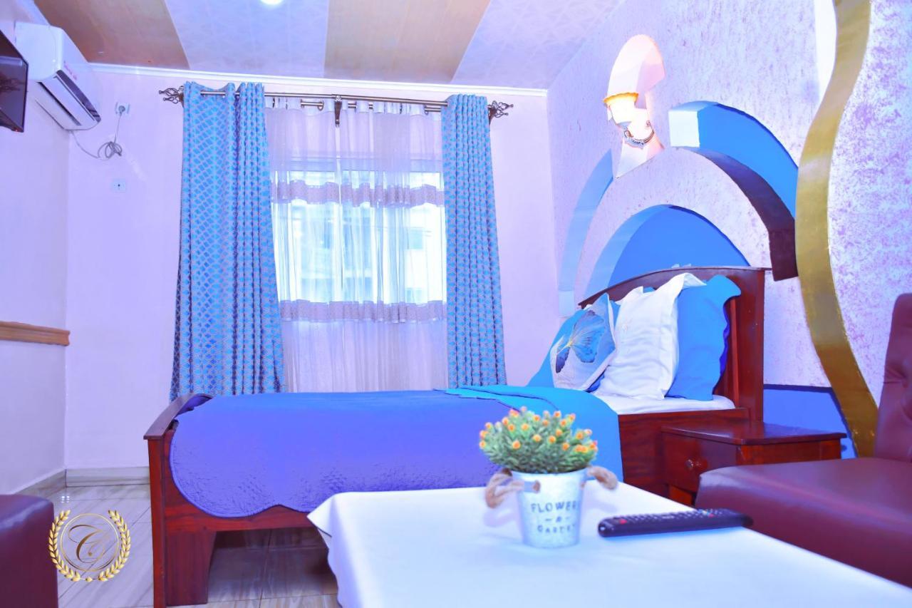 Hotel Restaurant Constellation Dschang Екстер'єр фото