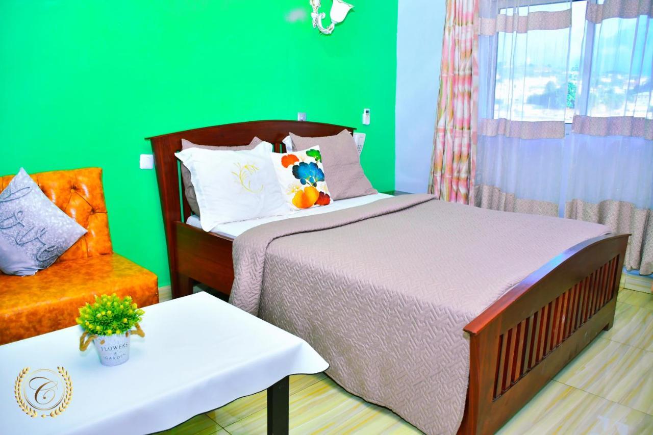Hotel Restaurant Constellation Dschang Екстер'єр фото