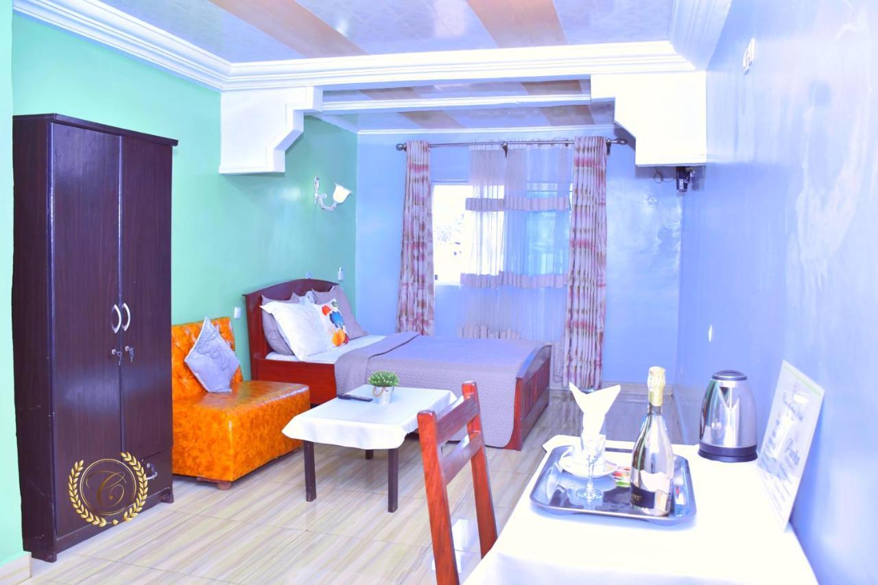 Hotel Restaurant Constellation Dschang Екстер'єр фото