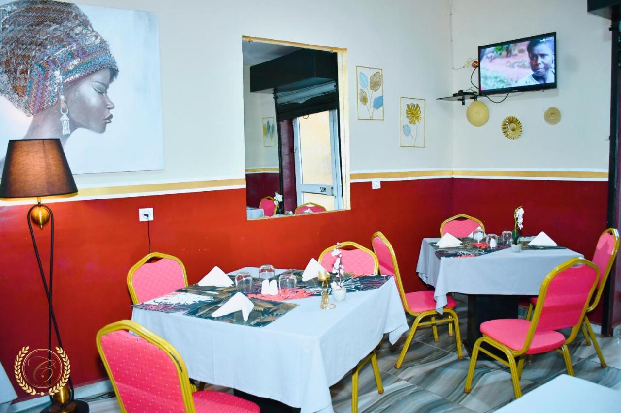 Hotel Restaurant Constellation Dschang Екстер'єр фото