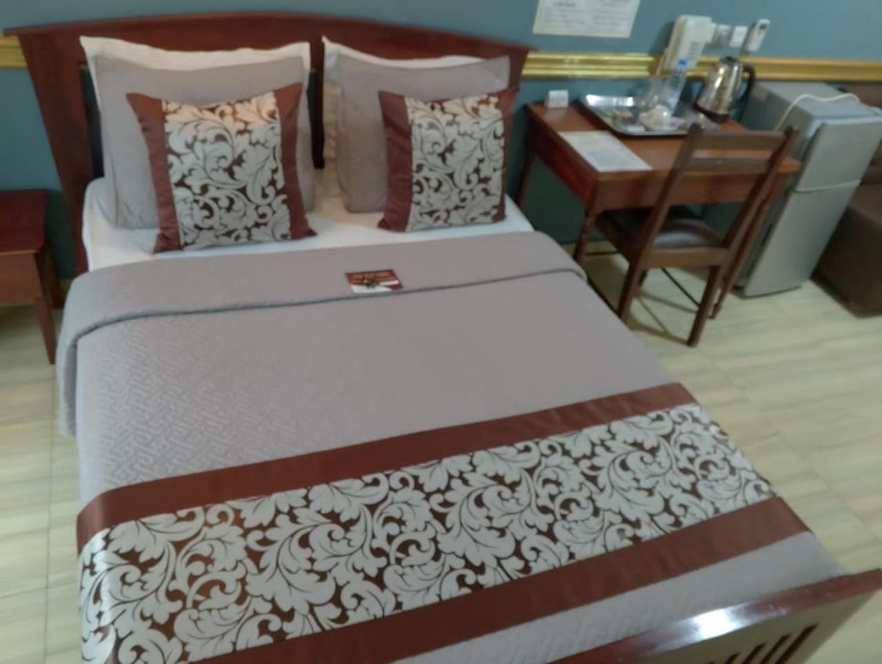 Hotel Restaurant Constellation Dschang Екстер'єр фото