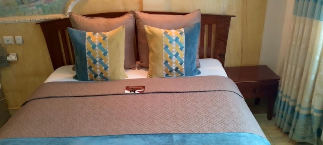 Hotel Restaurant Constellation Dschang Номер фото