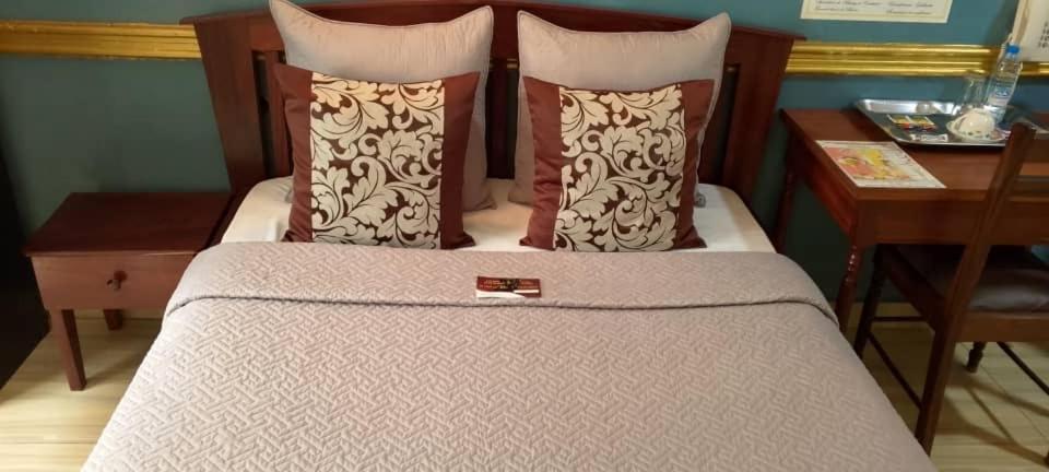 Hotel Restaurant Constellation Dschang Екстер'єр фото